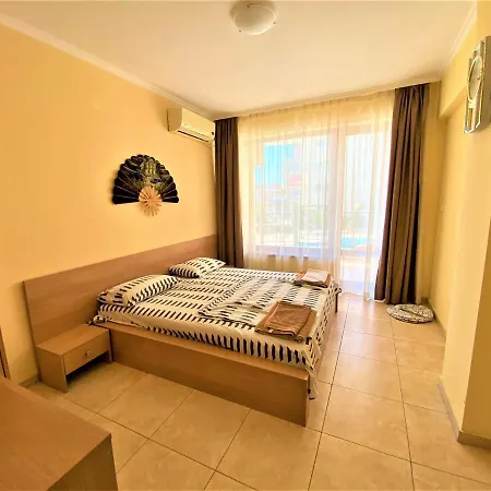 Sea Regal One Bedroom Apartment *