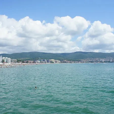 Sea Regal One Bedroom Apartment *